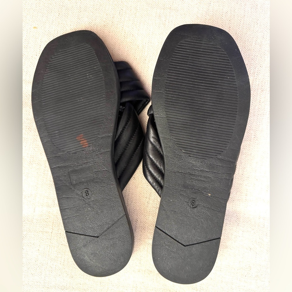 Seychelles Word for Word Slide Sandals in Black - Picture 7 of 7